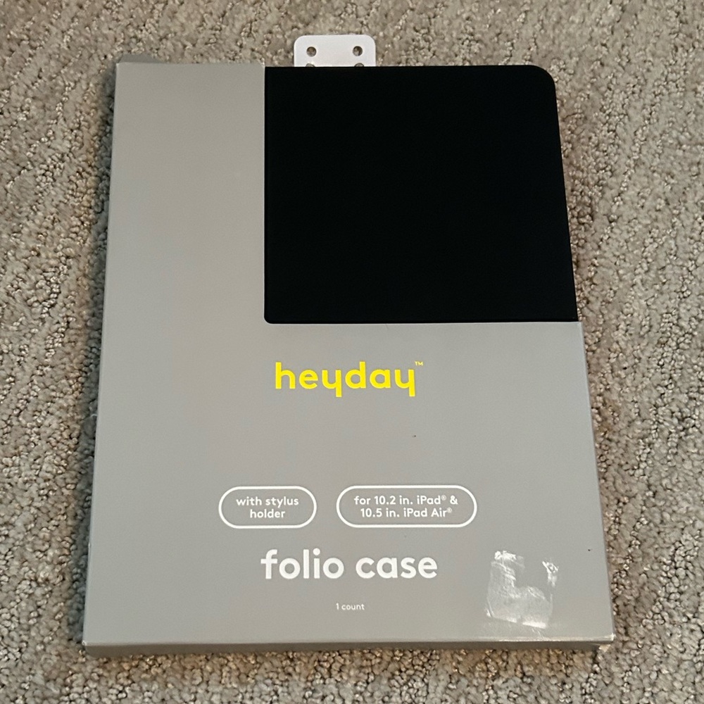 Heyday Black Folio Case for Apple 10.2” iPad and 10.5” iPad Air. NIB.